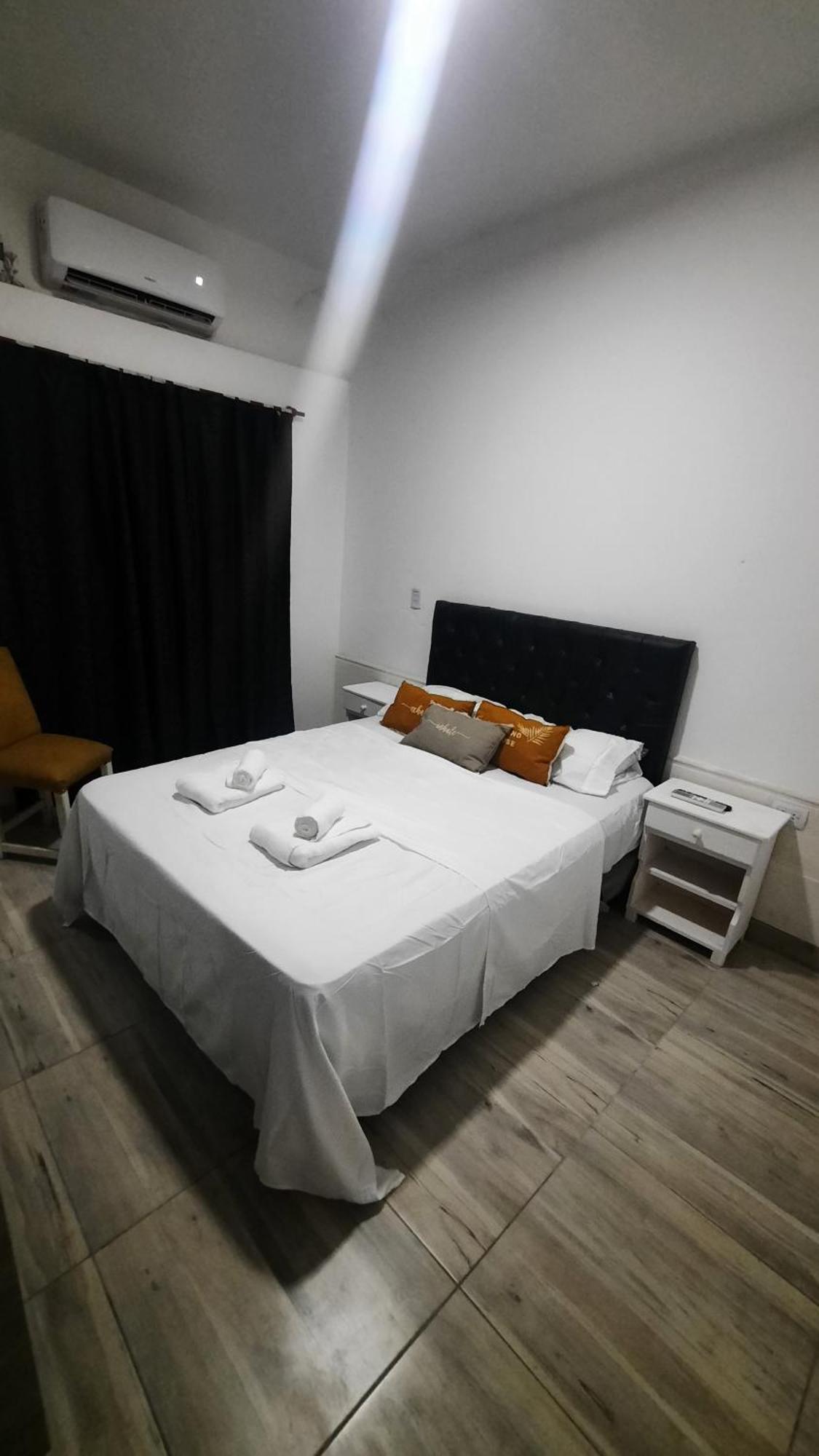 Solano House Bed & Breakfast Termas de Rio Hondo Bagian luar foto