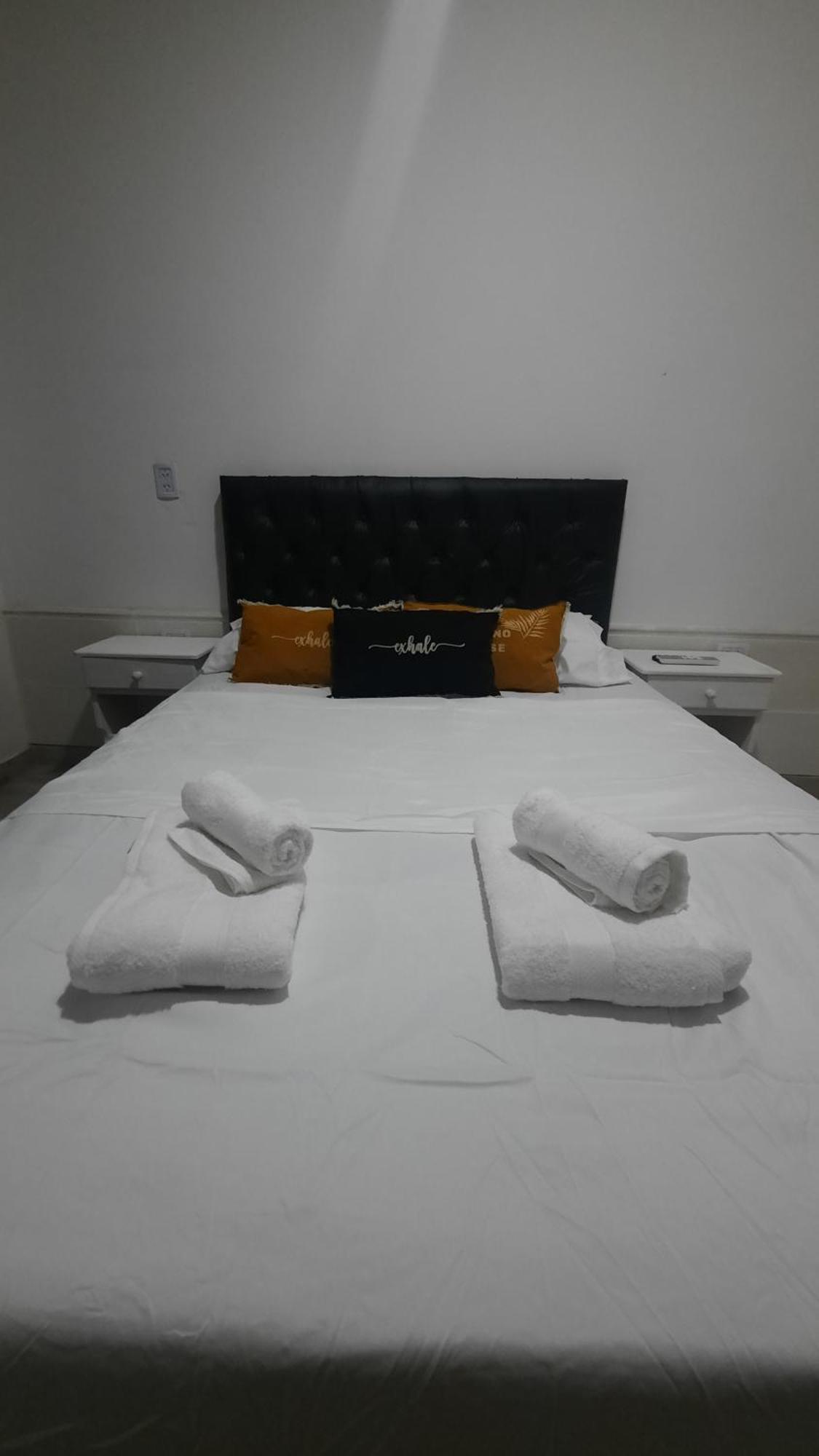 Solano House Bed & Breakfast Termas de Rio Hondo Bagian luar foto